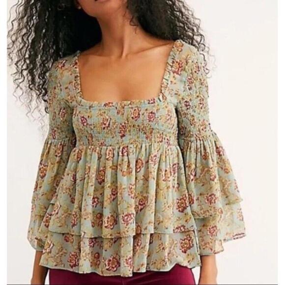 Free People Golden Age Printed Top Tiered Floral‎ Smocked Blouse XS - Picture 1 of 6